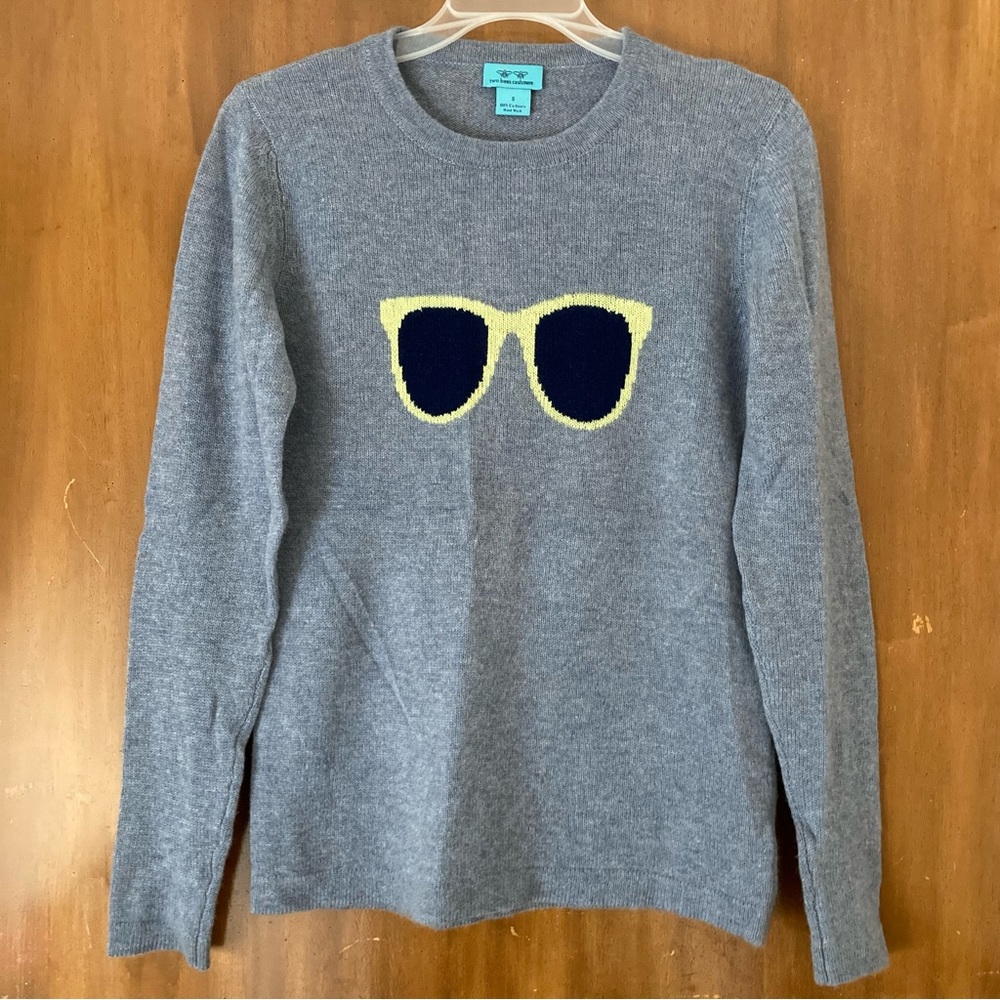 Two Bees Women’s Cashmere Sweater